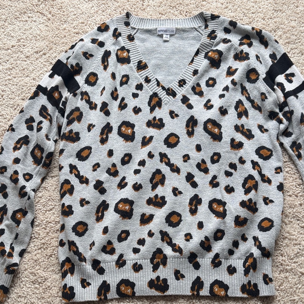 Bloomingdale Leopard V-Neck